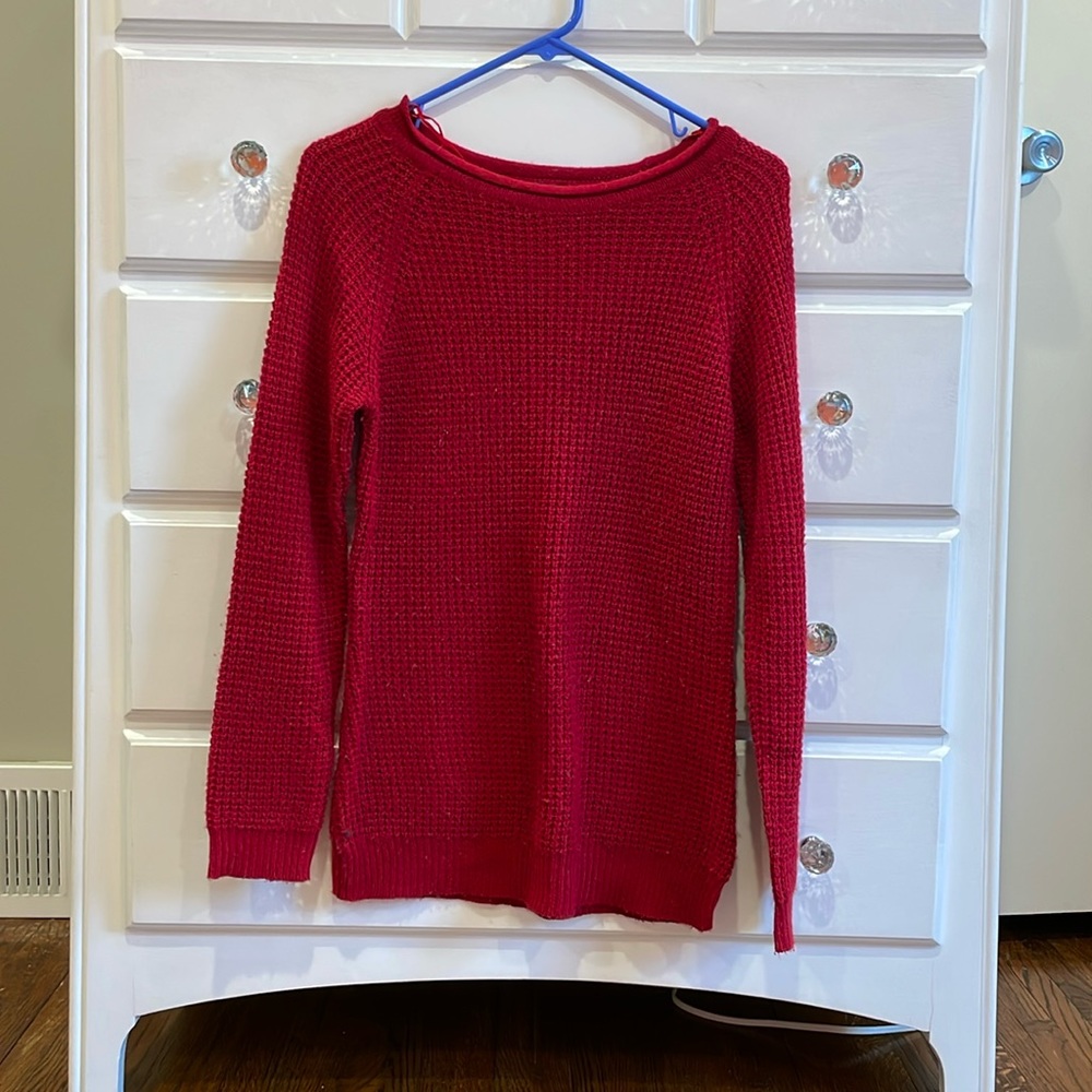 Red cable knit sweater size M